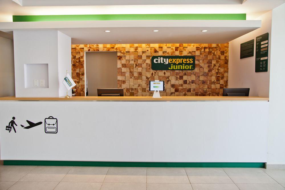 Hotel Express Junior By Marriott Zona Industrial San Luis Potosi
