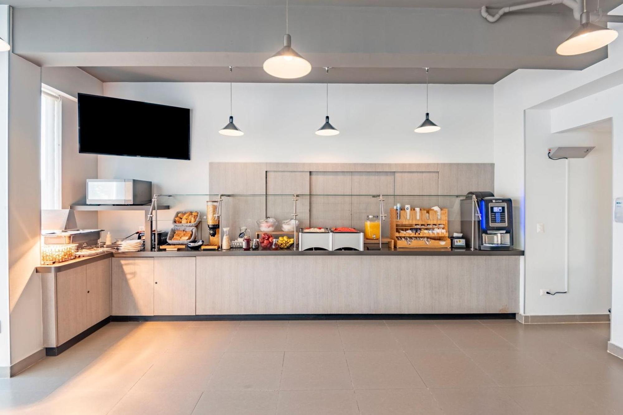 Express Junior By Marriott Zona Industrial Hotel
